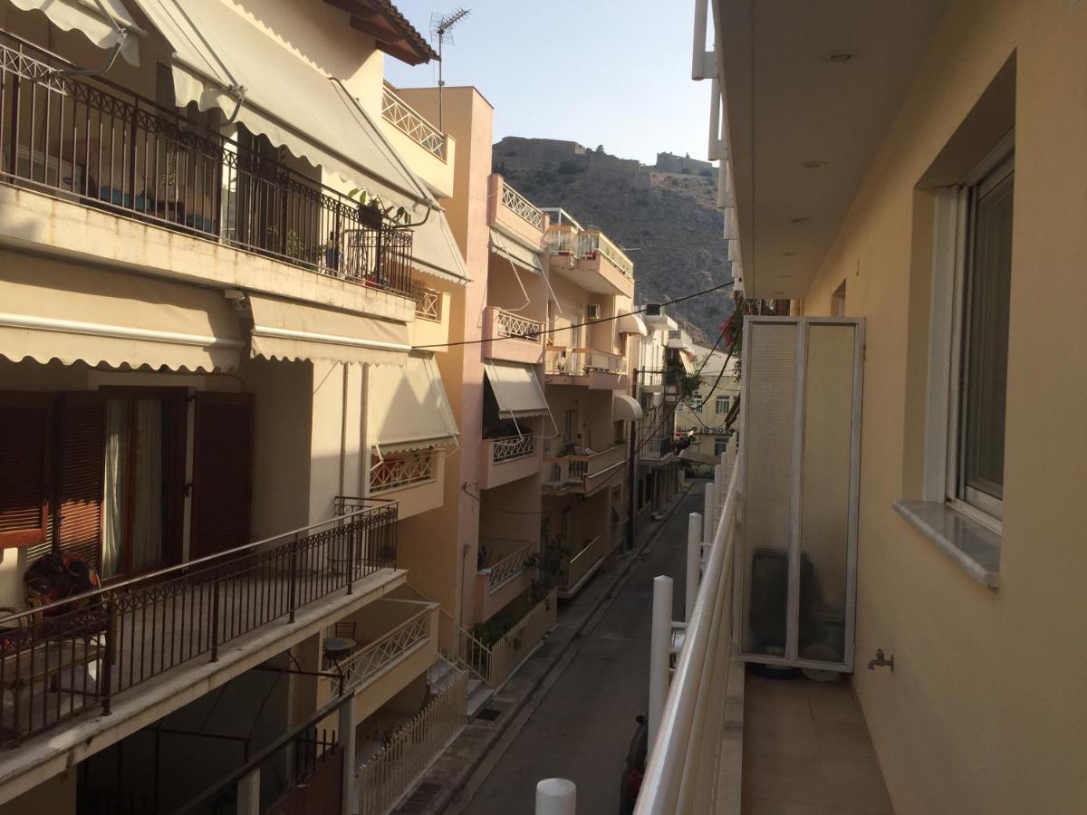 Open Concept 1 Bedroom Apartment Nafplio Exterior photo